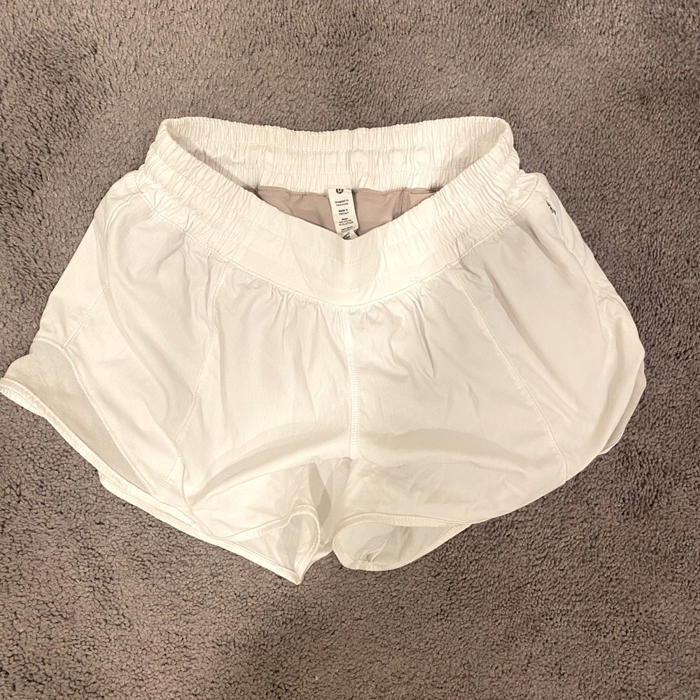 lululemon 4inch seam hottt hot shorts